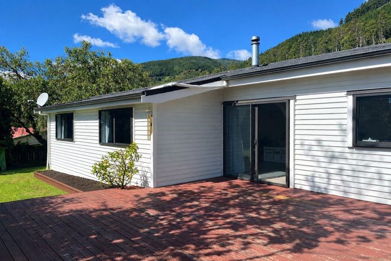 Photo of property in 16 Robinson Road, The Brook, Nelson, 7010