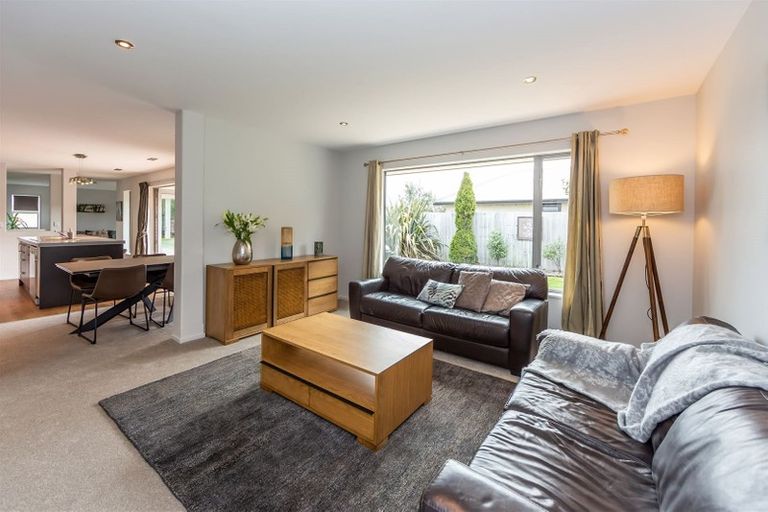 Photo of property in 6 James Drive, Woodend, 7610