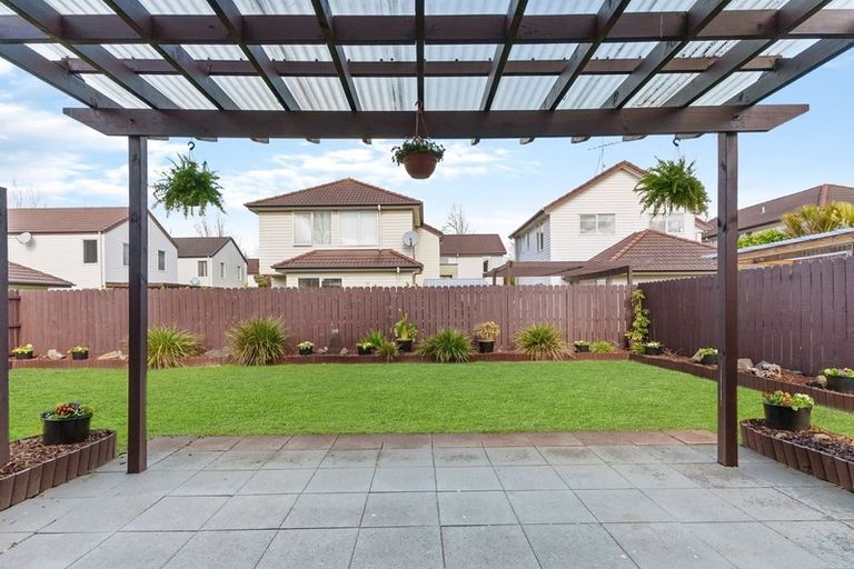Photo of property in 2 Calumet Way, Takanini, 2112