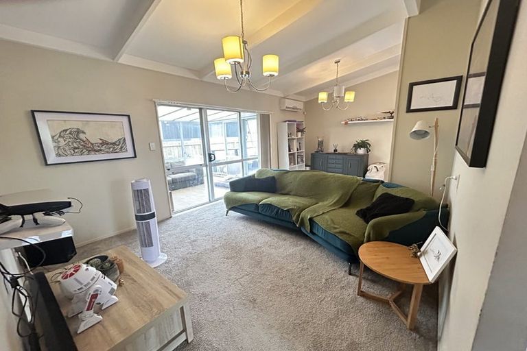 Photo of property in 4b Smiths Avenue, Papakura, 2110