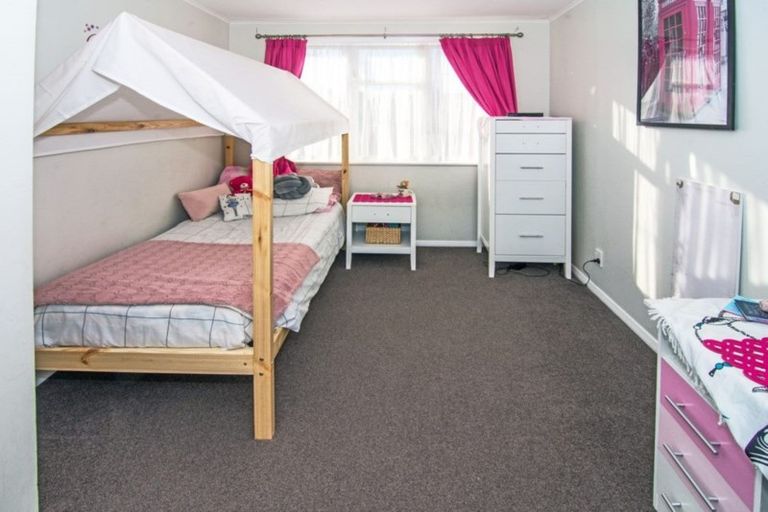 Photo of property in 25 Solway Street, Solway, Masterton, 5810