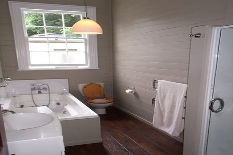 Photo of property in 13 Main Street, Hospital Hill, Napier, 4110