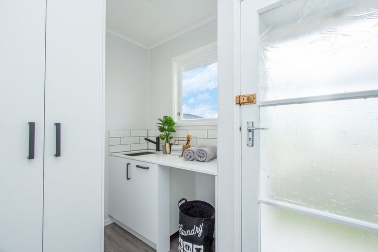 Photo of property in 18 Collie Drive, Pukehangi, Rotorua, 3015