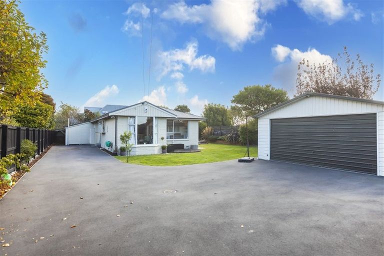 Photo of property in 70 Kennedys Bush Road, Halswell, Christchurch, 8025
