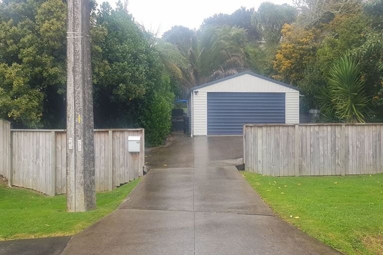 Photo of property in 34 Cedar Terrace, Stanmore Bay, Whangaparaoa, 0932