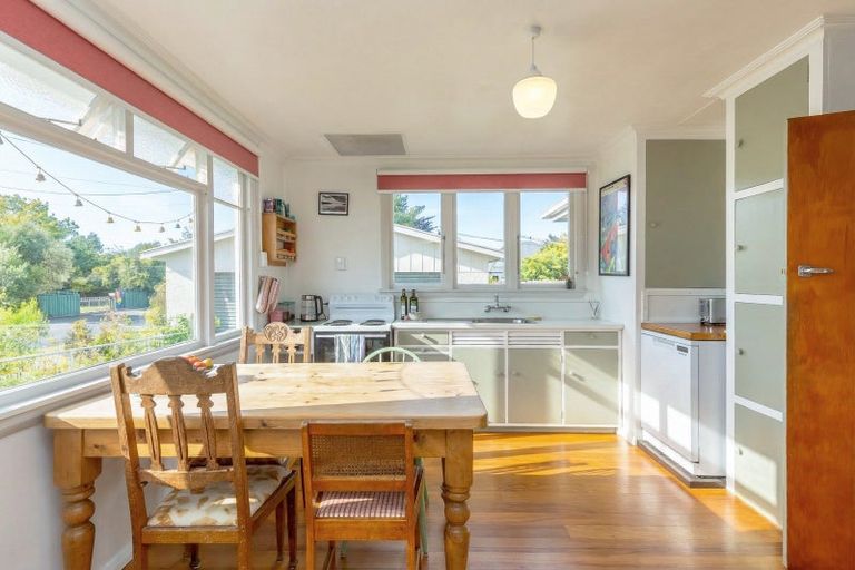 Photo of property in 38 Jellicoe Street, Greytown, 5712