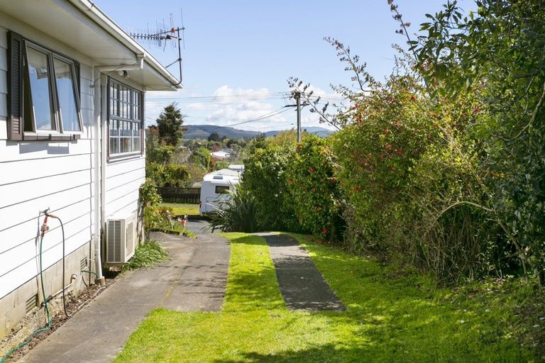 Photo of property in 2/17 Cumberland Street, Tauhara, Taupo, 3330