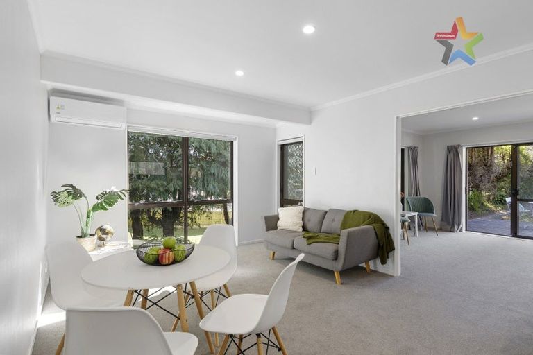 Photo of property in 24 Kennedy Grove, Stokes Valley, Lower Hutt, 5019