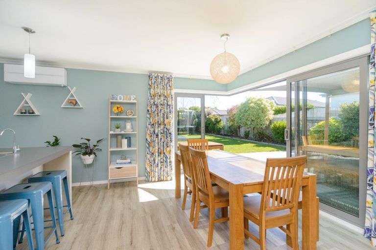 Photo of property in 4 Poplar Grove, Feilding, 4702