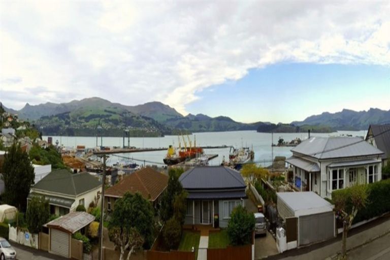 Photo of property in 14 Winchester Street, Lyttelton, 8082