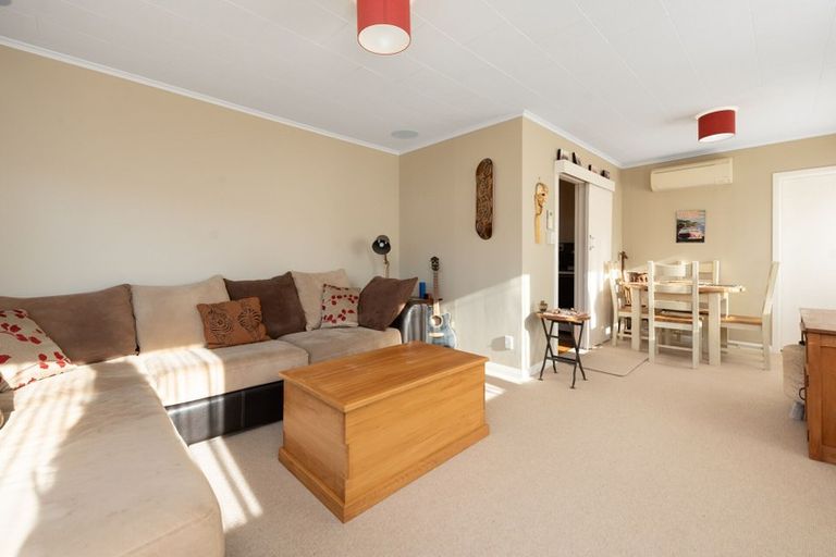 Photo of property in 52 Pitau Road, Mount Maunganui, 3116