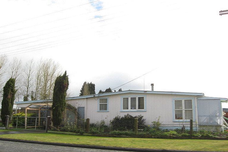 Photo of property in 155 Rangatira Drive, Mangakino, 3421