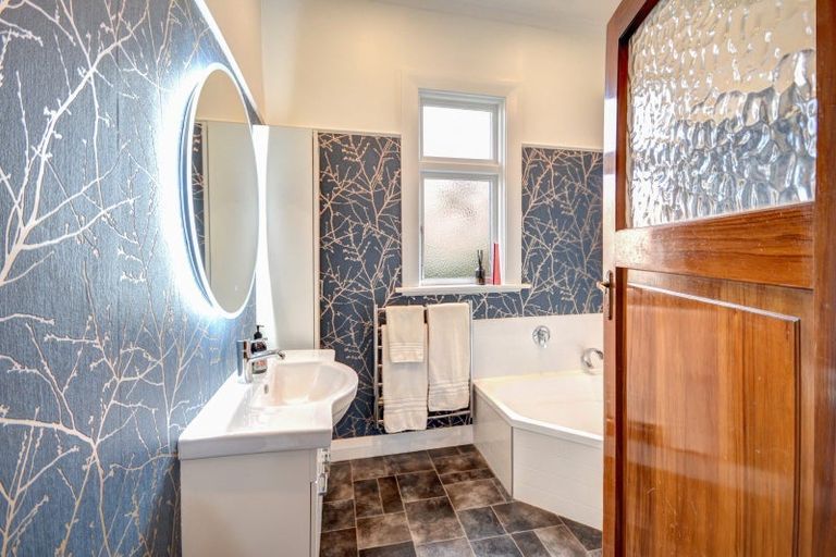 Photo of property in 192 Pine Hill Road, Dalmore, Dunedin, 9010