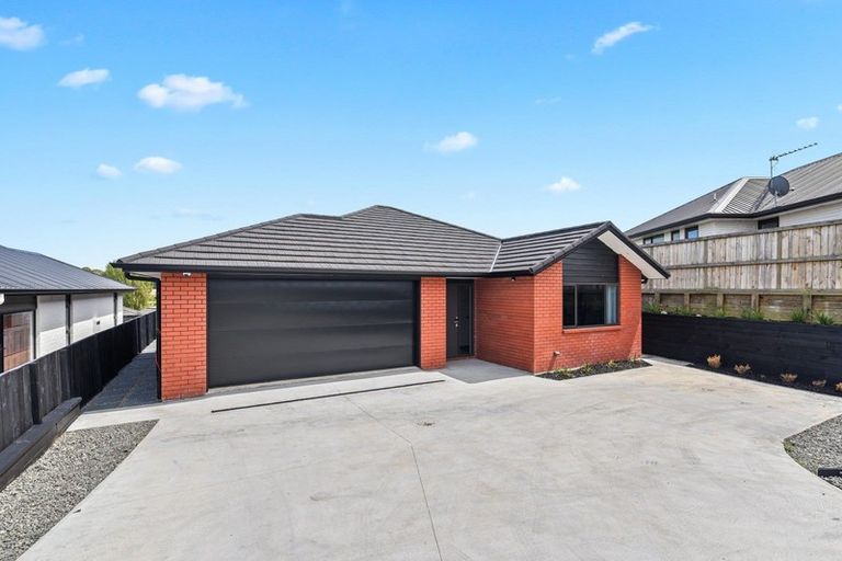 Photo of property in 16 Waireka Road, Rototuna North, Hamilton, 3210