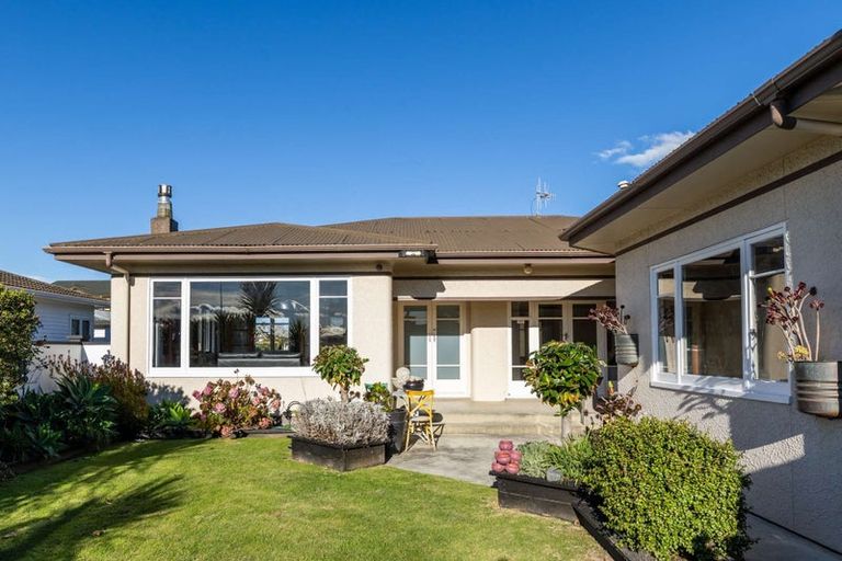 Photo of property in 236 Kennedy Road, Onekawa, Napier, 4110