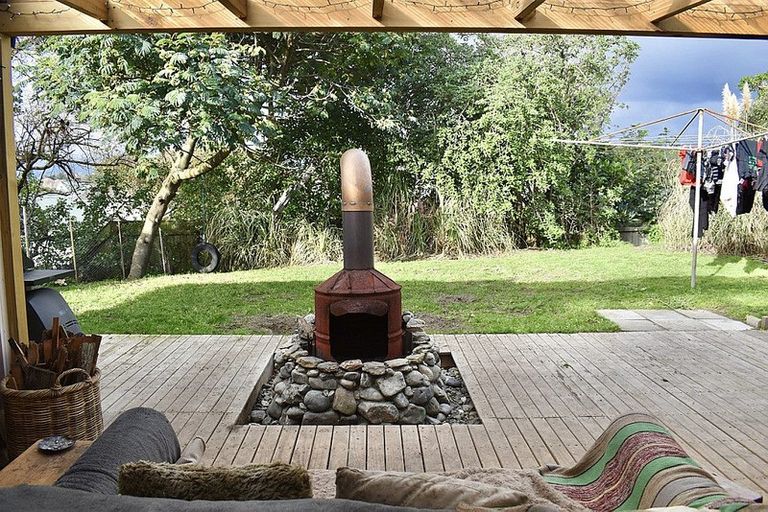 Photo of property in 22 Mahoe Street, Otaki Beach, Otaki, 5512