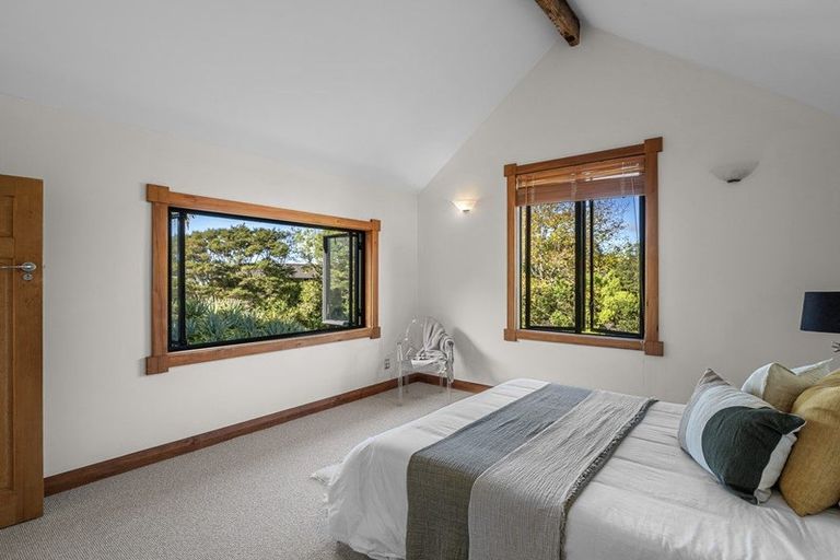 Photo of property in 38 Bellbird Rise, Murrays Bay, Auckland, 0630