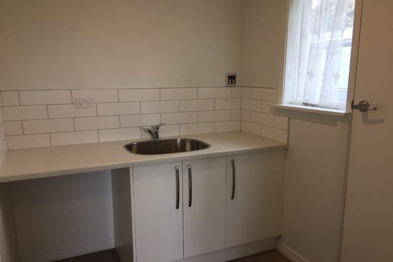 Photo of property in 20 Denise Crescent, Hornby, Christchurch, 8042