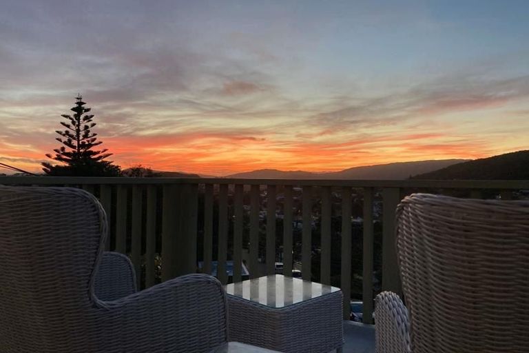 Photo of property in 25 Rangoon Street, Khandallah, Wellington, 6035