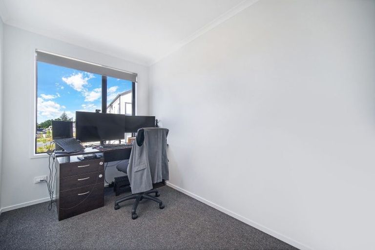 Photo of property in 78 Biokovo Street, Massey, Auckland, 0614