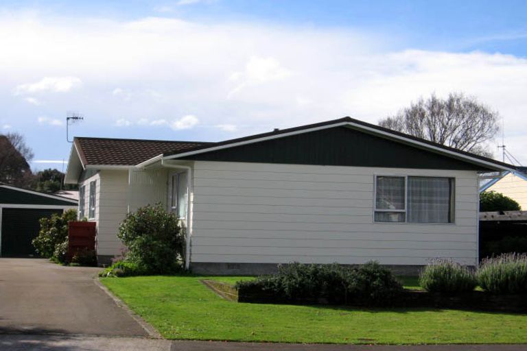 Photo of property in 10 Lane Place, Awapuni, Palmerston North, 4412