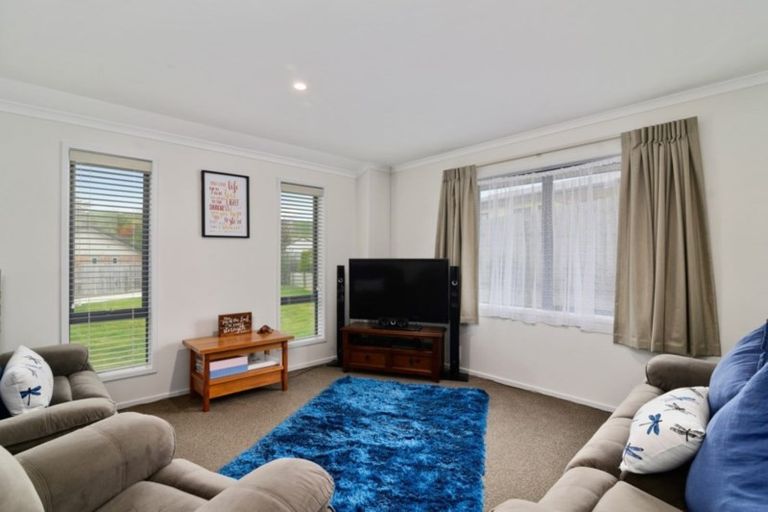 Photo of property in 25 Hamon Place, Pukehangi, Rotorua, 3015
