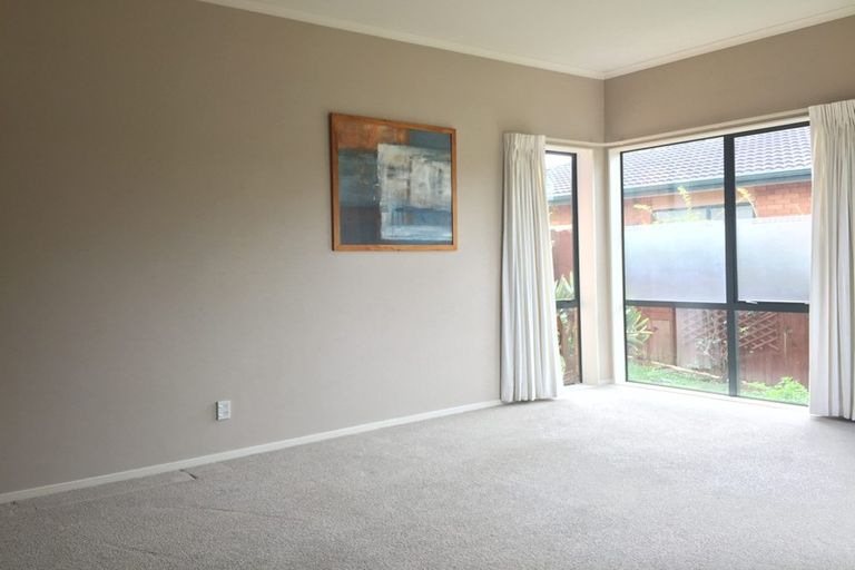Photo of property in 4 Abilene Place, Manurewa, Auckland, 2105