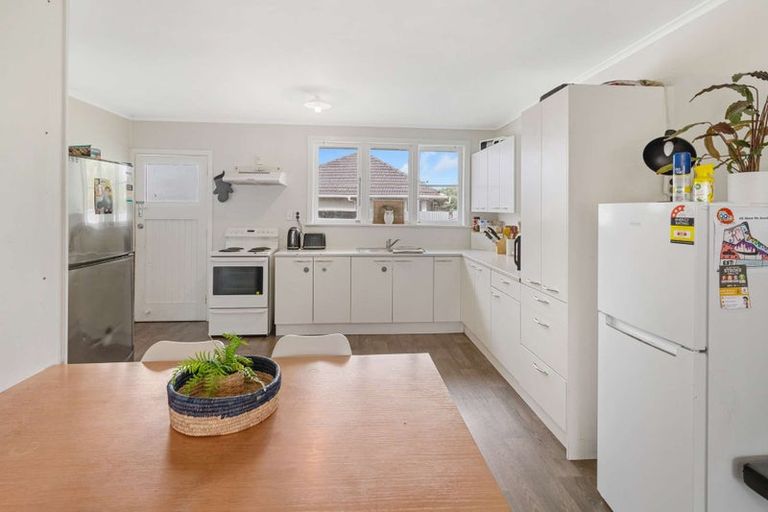 Photo of property in 20b Frank Hewitt Street, Pukekohe, 2120