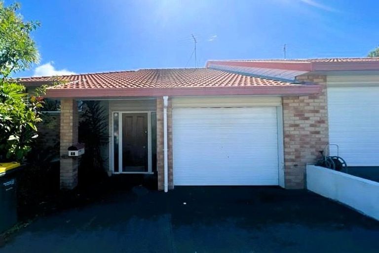 Photo of property in 27 Palmgreen Court, Stanmore Bay, Whangaparaoa, 0932