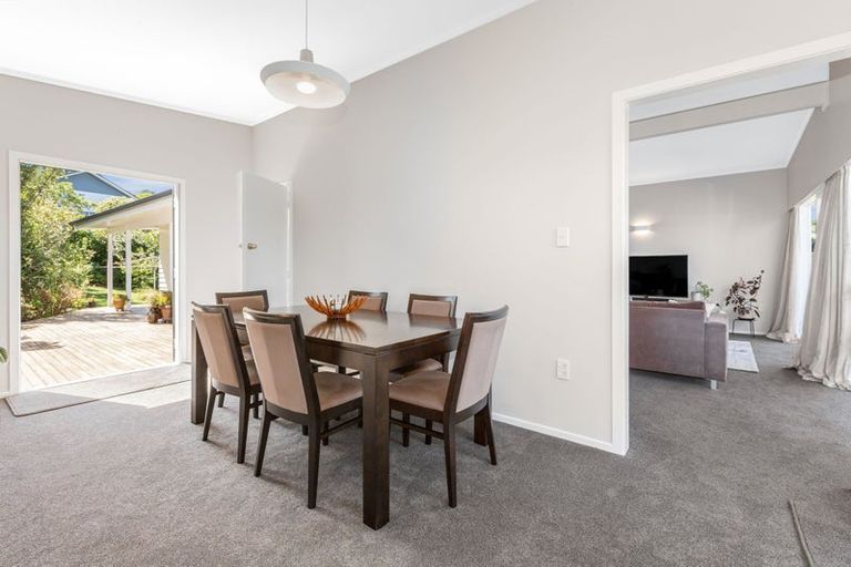 Photo of property in 9 Annan Grove, Papakowhai, Porirua, 5024