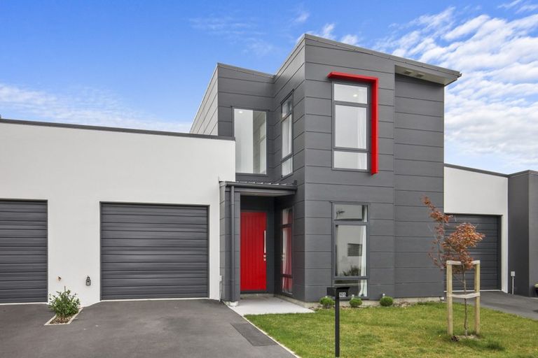Photo of property in 105 Manakura Street, Russley, Christchurch, 8042
