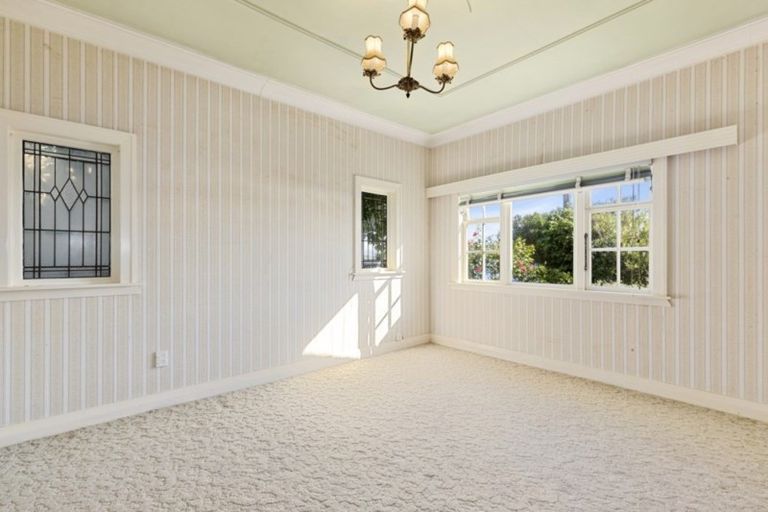 Photo of property in 620 Marine Drive, Days Bay, Lower Hutt, 5013