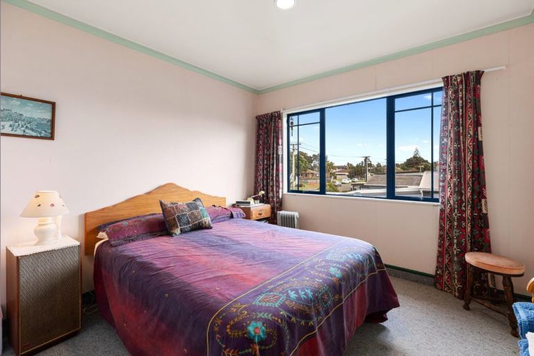 Photo of property in 83 Simpson Road, Papamoa Beach, Papamoa, 3118