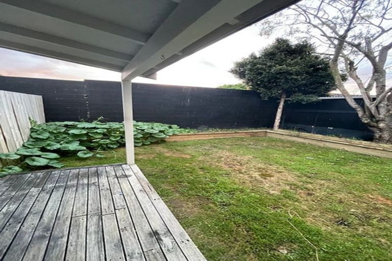 Photo of property in 1/127 Clevedon Road, Papakura, 2110