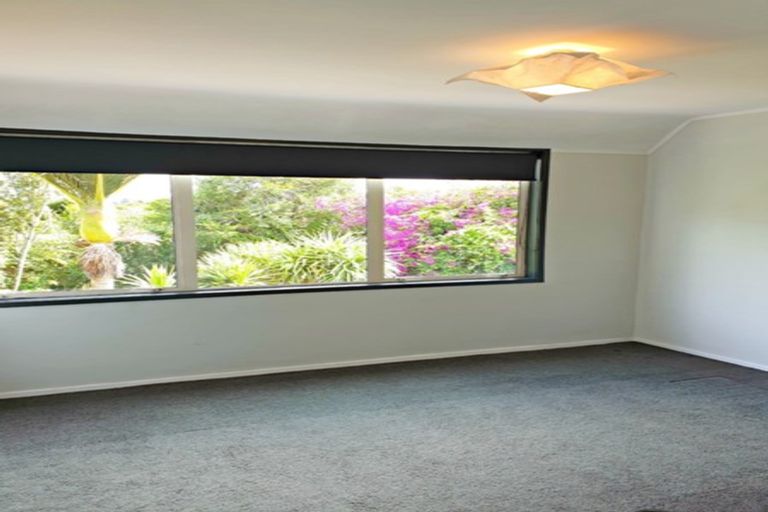 Photo of property in 10/65 Rangatira Road, Beach Haven, Auckland, 0626