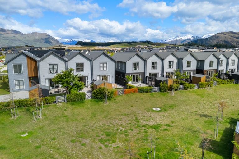 Photo of property in Northlake, 19 Mount Nicholas Avenue, Wanaka, 9305