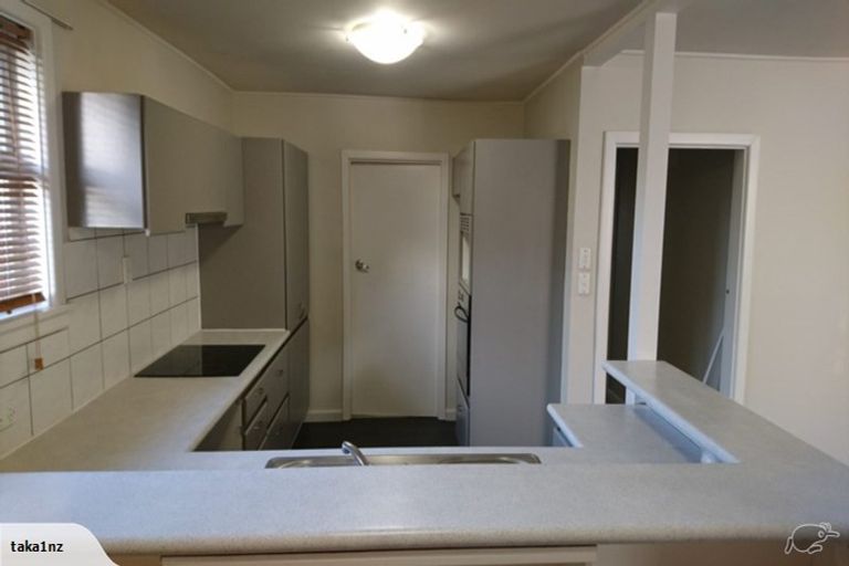 Photo of property in 1 Tie Place, Wigram, Christchurch, 8042