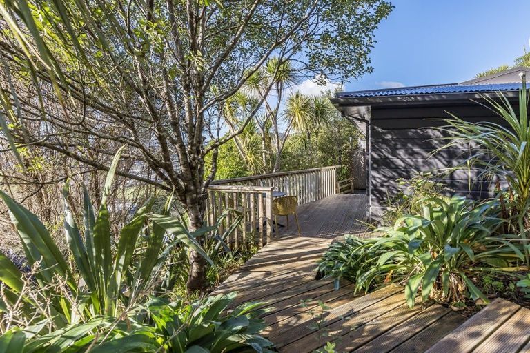 Photo of property in 127b Makara Road, Karori, Wellington, 6012