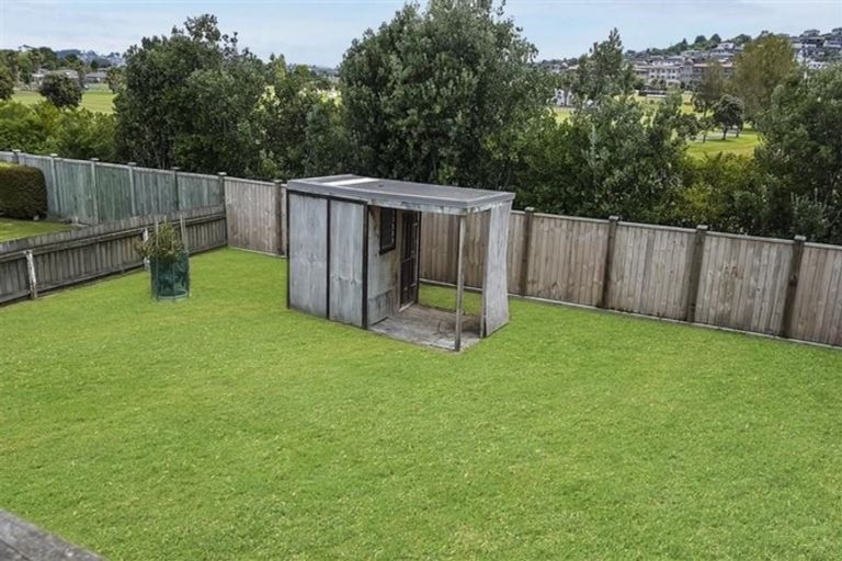 Photo of property in 242 Centreway Road, Orewa, 0931