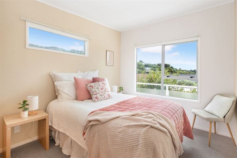 Photo of property in 23 Findlay Street, Tawa, Wellington, 5028