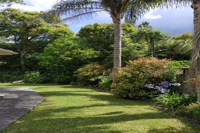 Photo of property in 188a Henderson Valley Road, Henderson, Auckland, 0612