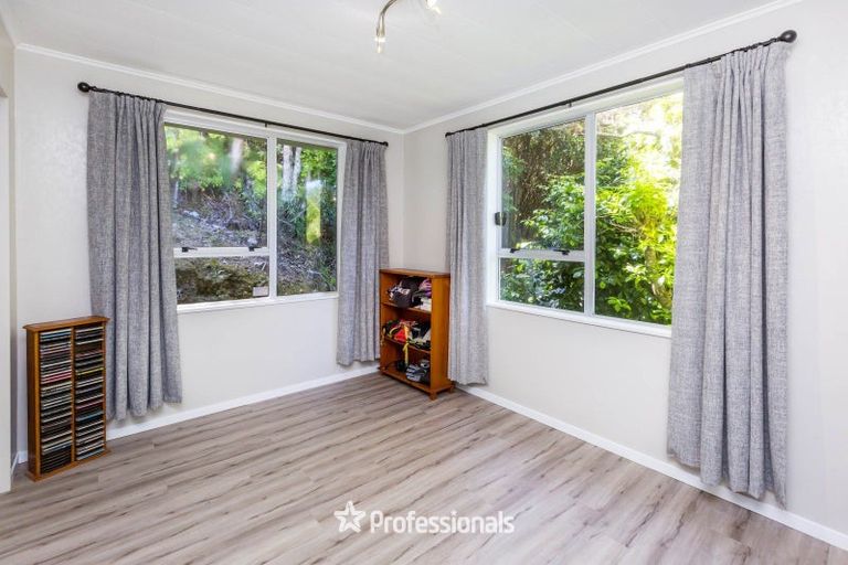 Photo of property in 151 Kamahi Street, Stokes Valley, Lower Hutt, 5019