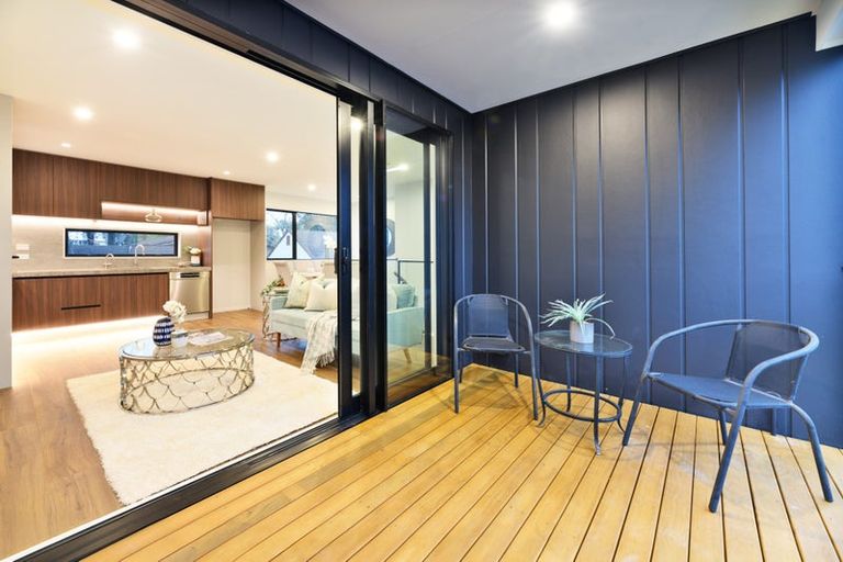 Photo of property in 18c Stratford Avenue, Milford, Auckland, 0620