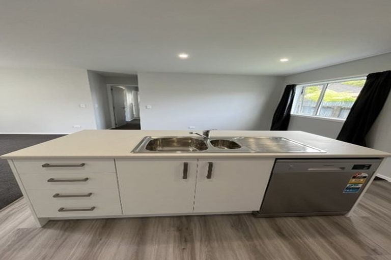 Photo of property in 105 Wise Street, Wainuiomata, Lower Hutt, 5014