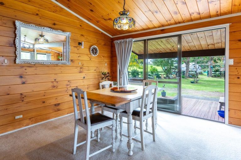 Photo of property in 47 Cowper Side Road, Dannevirke, 4976