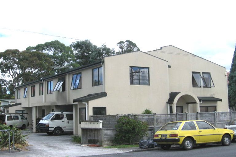 Photo of property in 3/89 Portage Road, New Lynn, Auckland, 0600