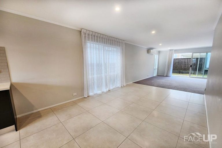 Photo of property in 32 Eyton Kay Road, Hobsonville, Auckland, 0616