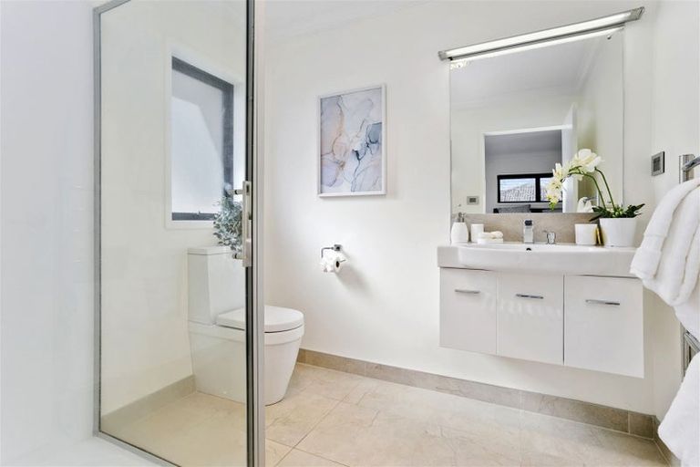 Photo of property in 6 Kettlewell Drive, Silverdale, 0932