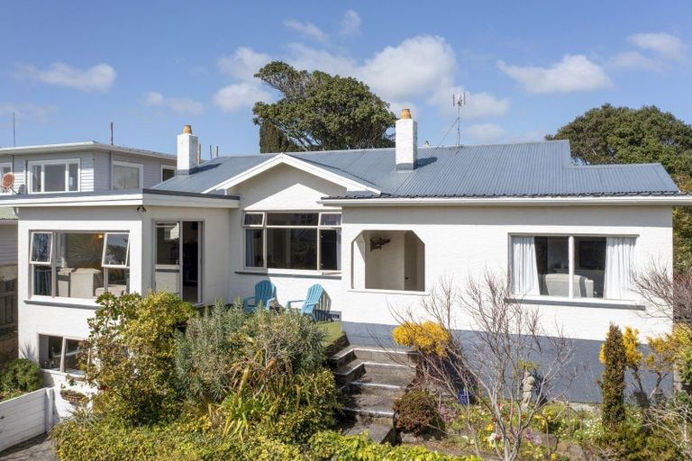 Photo of property in 383 Saint Aubyn Street, Moturoa, New Plymouth, 4310