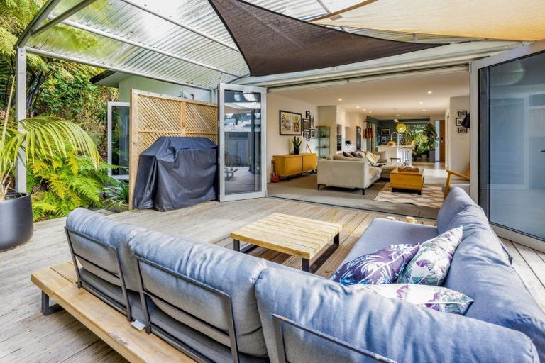 Photo of property in 8 Bright Way, Lower Vogeltown, New Plymouth, 4310